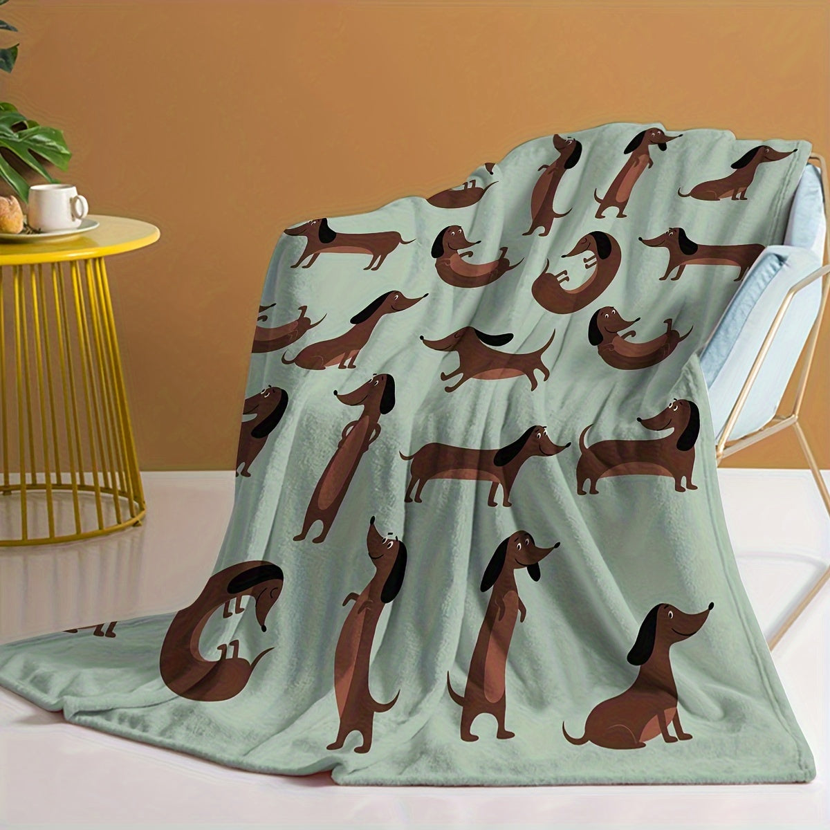 Cozy Dachshund Print Flannel Blanket - Soft, Warm, and Versatile Throw for All Seasons
